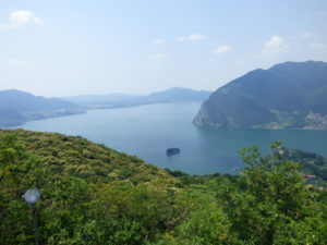 Panorama dall'alto di Monte Isola