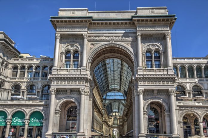 Galleria Vittorio Emanuele - Milano a piedi