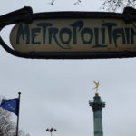 Insegne-metro-parigi